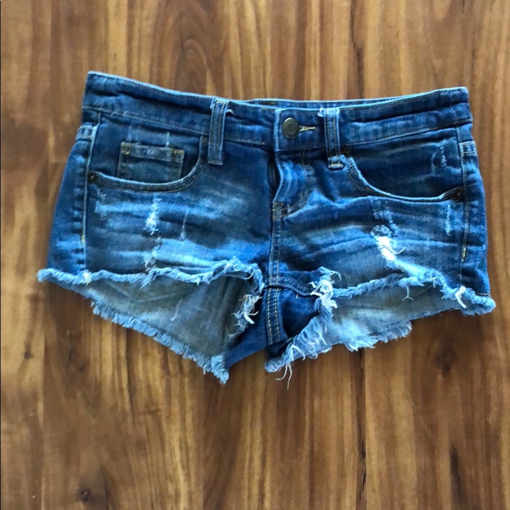 Ripped jeans shorts